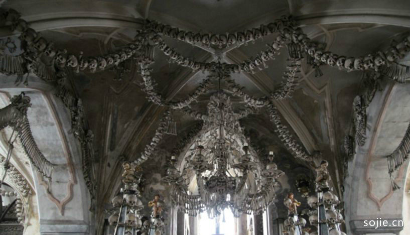 世界十大最可怕的旅游景点：人骨教堂