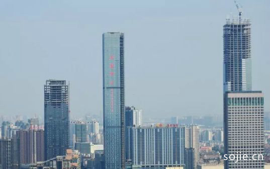 无锡茂业万豪酒店，中国(约高:997英尺)
