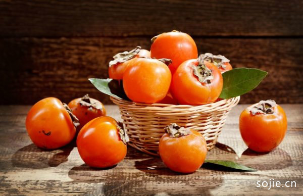 食用过量柿子会对身体产生危害吗?