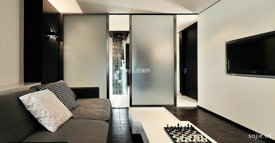 卧室 推拉门_现代风格180平米复式房子装饰效果图