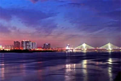 长沙必游的十大景点排行榜：橘子洲被誉为“中国第一洲”